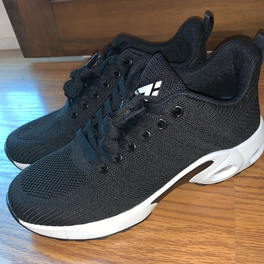 Black Mishansha sneakers